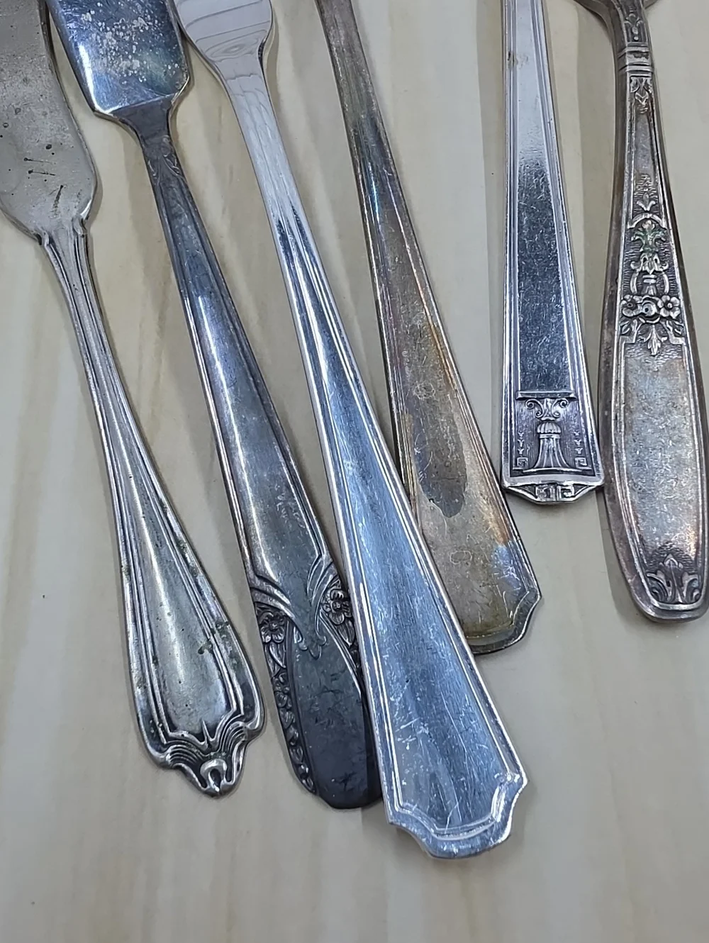 Vintage & Antique Butter Knives Silverplate Stainless Set Of 12 Mix-n-Match